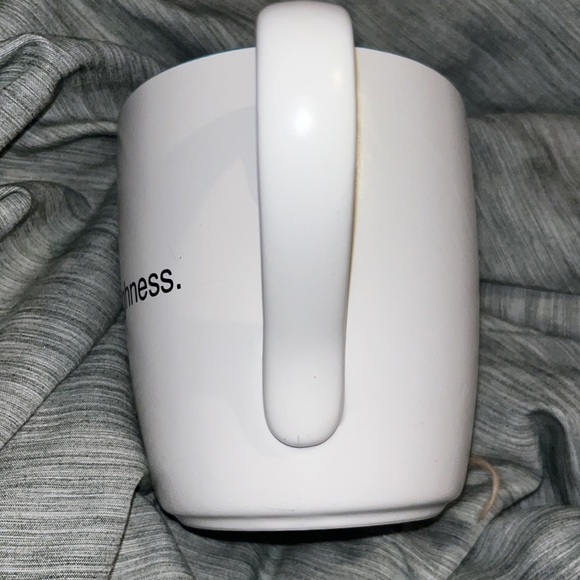 🐇 “Her Royal Highness” on the outside of cup. Inside cup “That’s All. - Picture 8 of 9